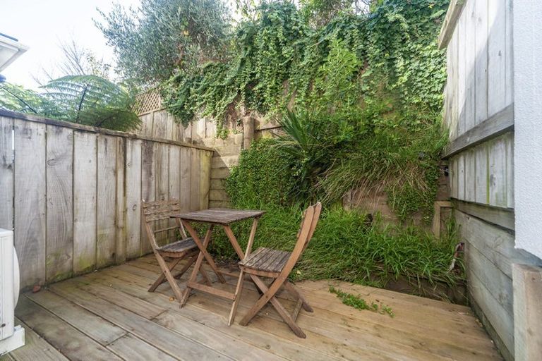 Photo of property in 19/20u Thompson Street, Mount Cook, Wellington, 6011