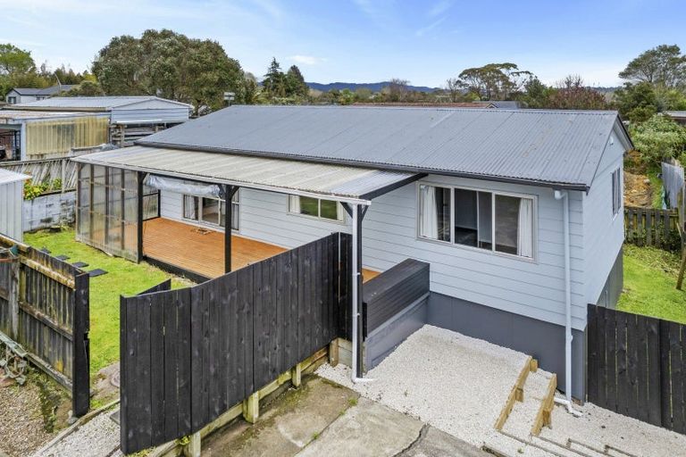 Photo of property in 2/152 Rathgar Road, Henderson, Auckland, 0610