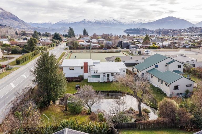Photo of property in 84 Mcdougall Street, Wanaka, 9305