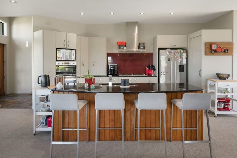 Photo of property in 111 Koutunui Road, Athenree, Katikati, 3177