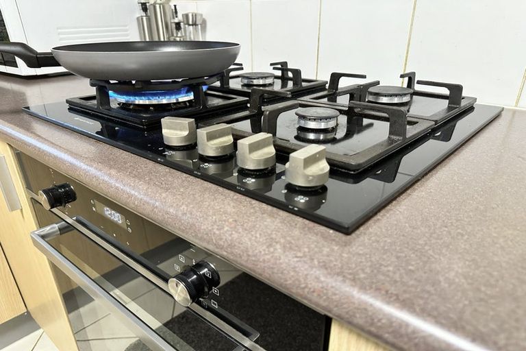 Photo of property in 27 Verdale Circle, Glen Eden, Auckland, 0602