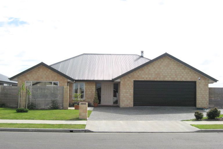Photo of property in 27 Magnolia Boulevard, Kaiapoi, 7630