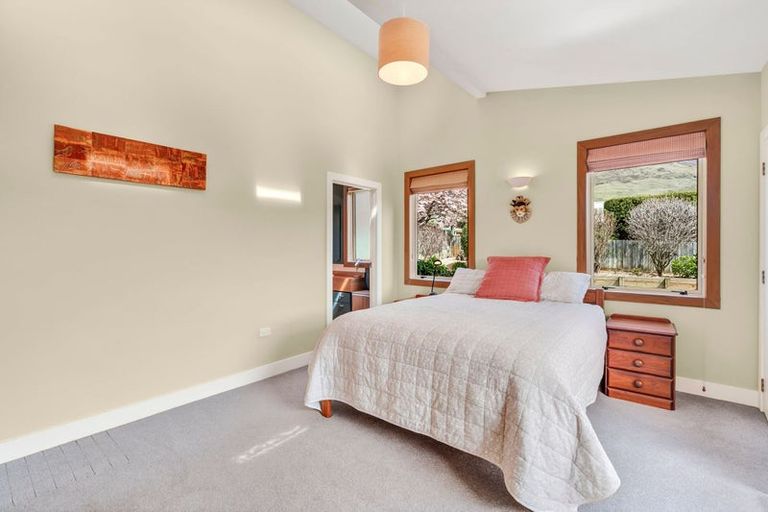 Photo of property in 117 Meadowstone Drive, Wanaka, 9305