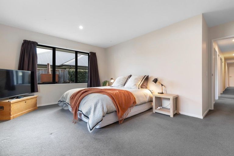 Photo of property in 8 Judge And Jury Drive, Lake Hayes, Queenstown, 9304