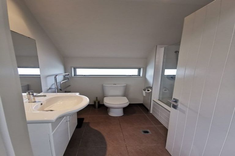 Photo of property in 90a Mandeville Street, Riccarton, Christchurch, 8011