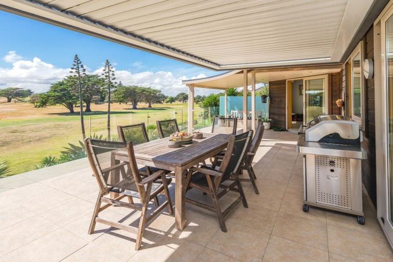 Photo of property in 36 Longbeach Drive, Castlecliff, Whanganui, 4501