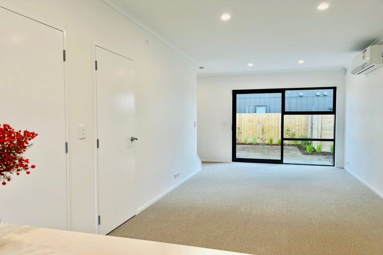 Photo of property in 3 Kitea Place, Mangere, Auckland, 2022