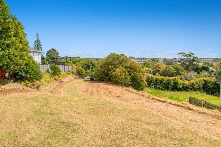 Photo of property in 22 Moffat Road, Red Beach, 0932