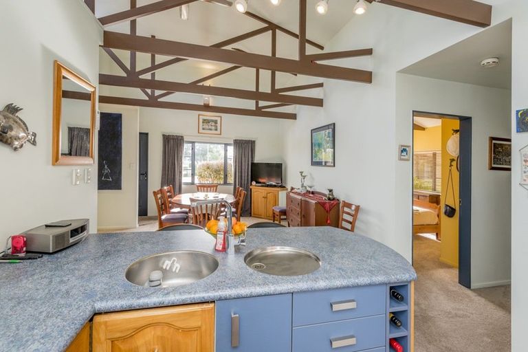 Photo of property in 32 Pratt Avenue, Foxton Beach, Foxton, 4815