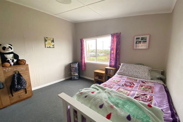 Photo of property in 5 Lowestoft Street, Balclutha, 9230