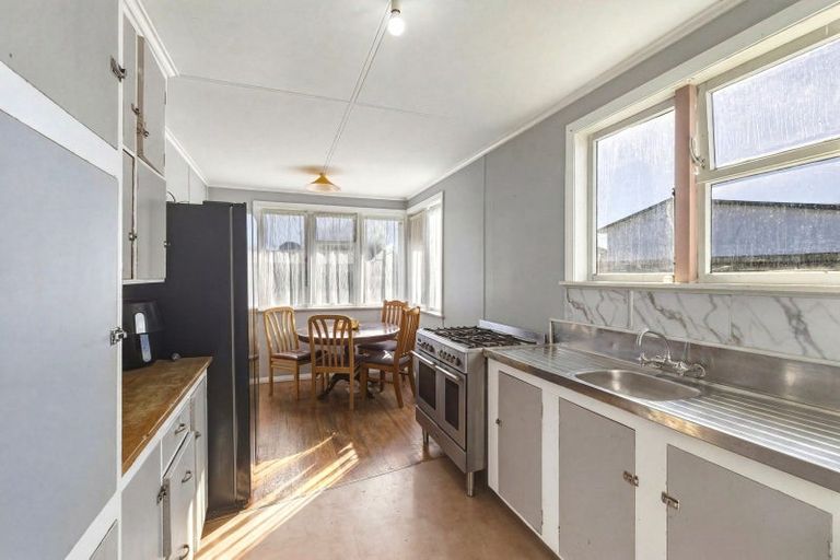 Photo of property in 152 Puriri Street, Castlecliff, Whanganui, 4501