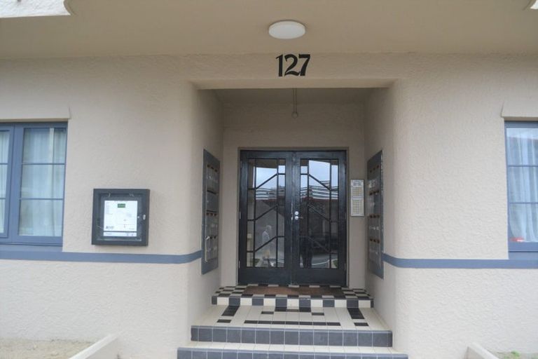 Photo of property in Westhaven Apartments, 20/127u Molesworth Street, Thorndon, Wellington, 6011