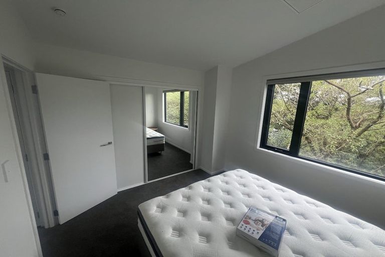 Photo of property in 14 Te Puketoka Lane, Mangere, 2022