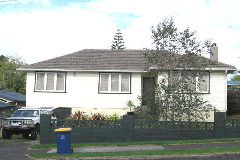 Photo of property in 67 Mcleod Road, Te Atatu South, Auckland, 0610