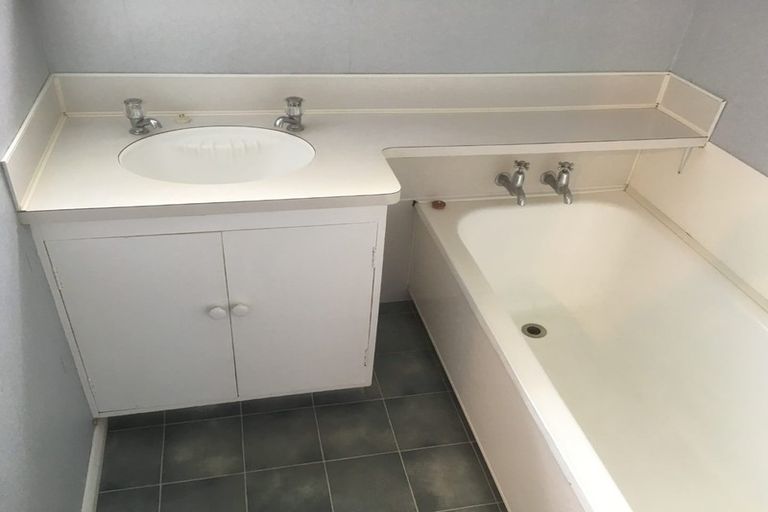 Photo of property in 53 Hall Street, Cambridge, 3434