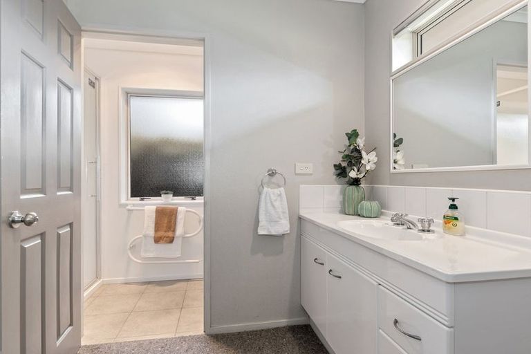 Photo of property in 3 Oxford Avenue, Te Kamo, Whangarei, 0112