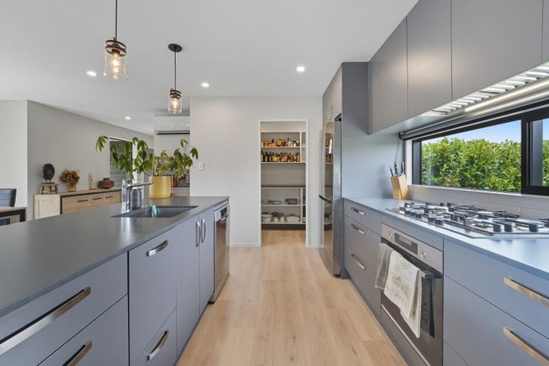 Photo of property in 2 Crest Place, Rolleston, 7615