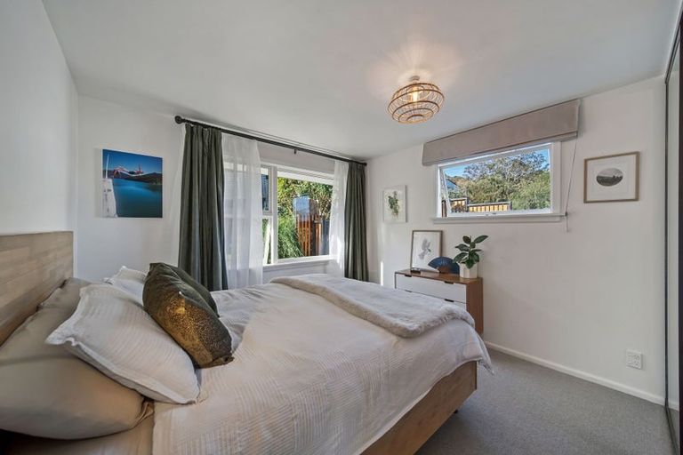 Photo of property in 5 Cornwall Road, Lyttelton, 8082