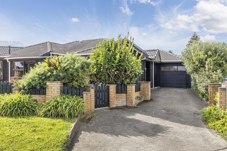 Photo of property in 2/4u Richard Street, Titahi Bay, Porirua, 5022