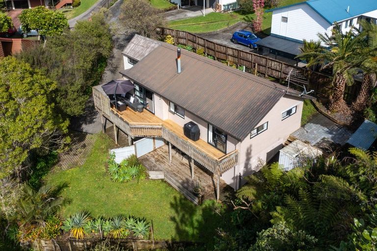Photo of property in 64 Langana Avenue, Browns Bay, Auckland, 0630