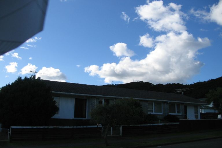 Photo of property in 3a Matariki Grove, Wainuiomata, Lower Hutt, 5014