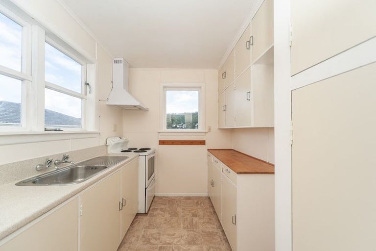Photo of property in 84 Tiber Street, Island Bay, Wellington, 6023