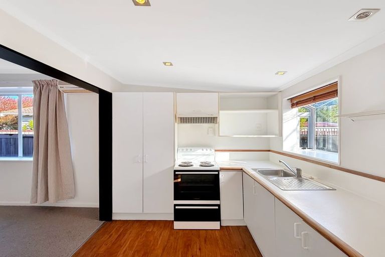 Photo of property in 27 Grassmere Street, Papanui, Christchurch, 8052