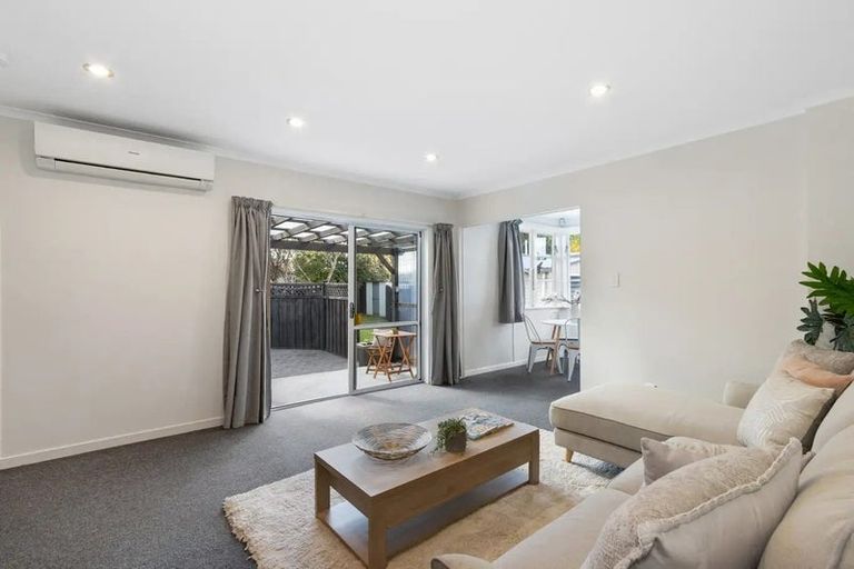Photo of property in 41 Momorangi Crescent, Redwood, Christchurch, 8051