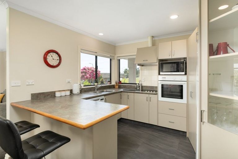 Photo of property in 10 Corwen Avenue, Hairini, Tauranga, 3112