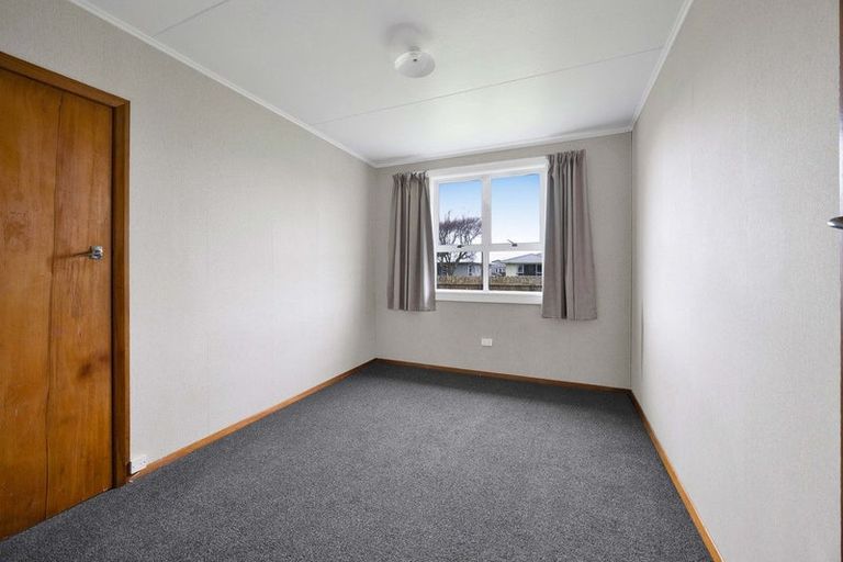 Photo of property in 4 Bone Crescent, Hawera, 4610