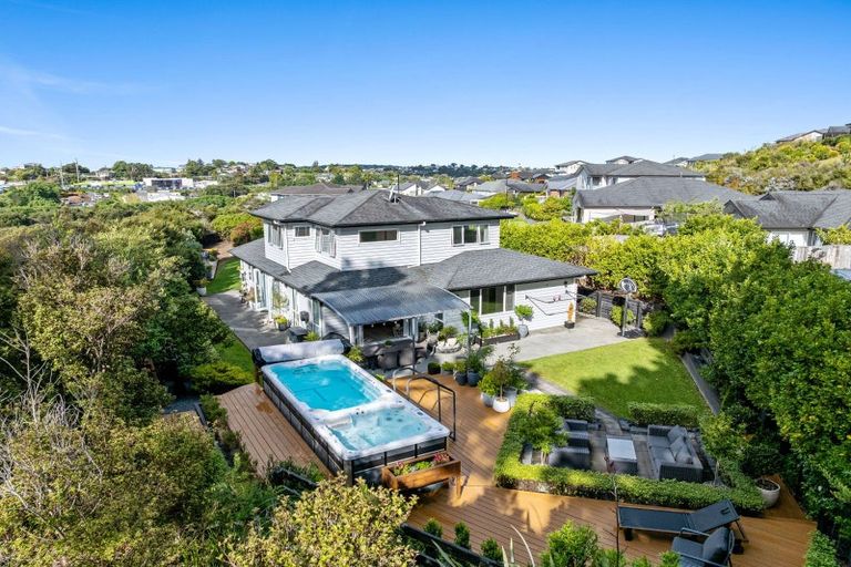 Photo of property in 8 Somerset Place, Stanmore Bay, Whangaparaoa, 0932