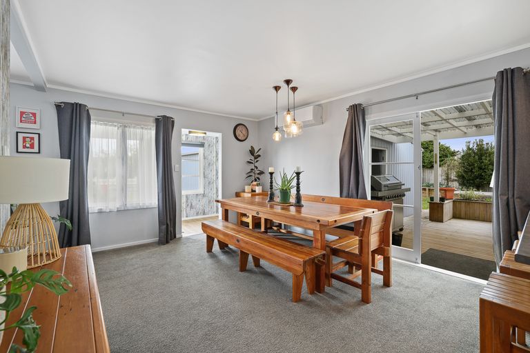 Photo of property in 18 Richmond Street, Cambridge, 3434