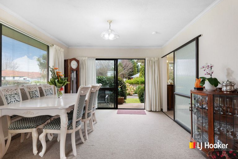 Photo of property in 53 Bush Road, Mosgiel, 9024