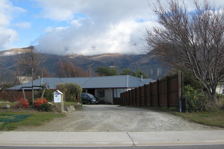 Photo of property in 101 Hunter Crescent, Wanaka, 9305