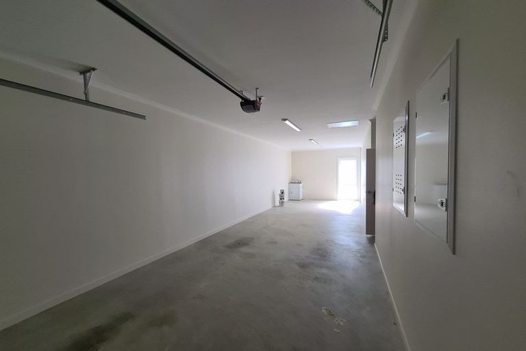 Photo of property in 30 Kanuka Road, Hobsonville, Auckland, 0616