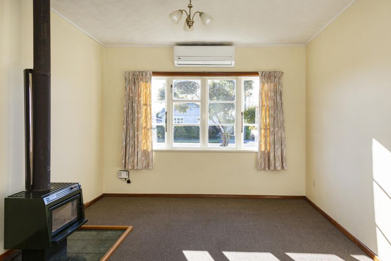 Photo of property in 17 Witham Street, Oamaru North, Oamaru, 9400