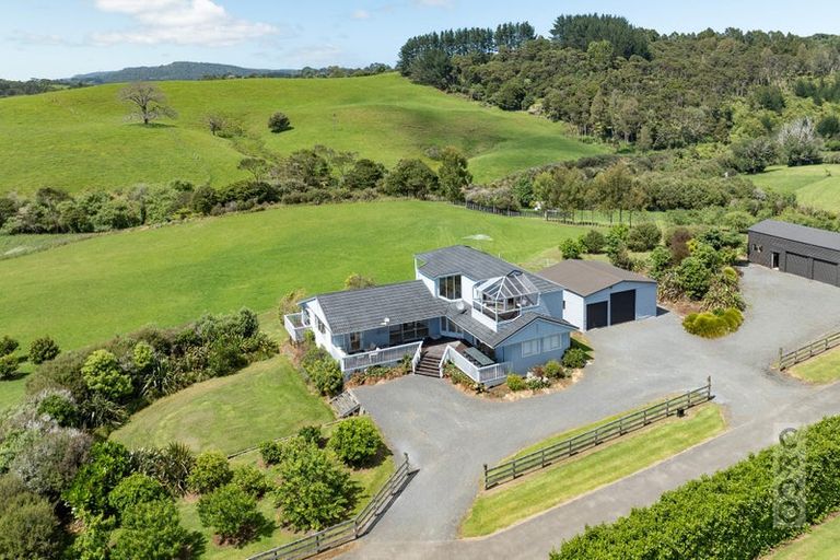 Photo of property in 83 Mount Albion Rise, Taupaki, Henderson, 0782
