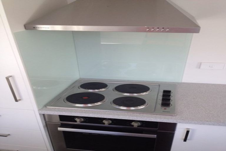 Photo of property in 2/32 Brittan Street, Linwood, Christchurch, 8011