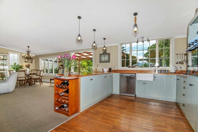 Photo of property in 157 Peel Street, Westport, 7825