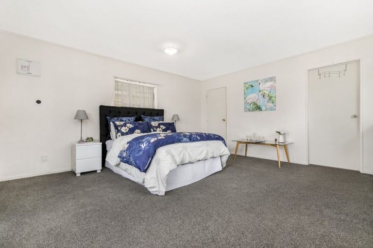 Photo of property in 2/10 Liverpool Street, Papakura, 2110