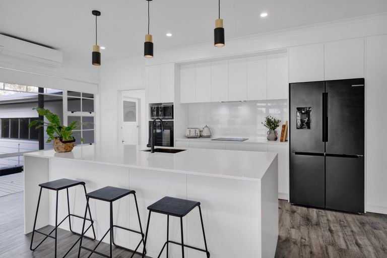 Photo of property in 14 Weld Street, Normanby, Hawera, 4614