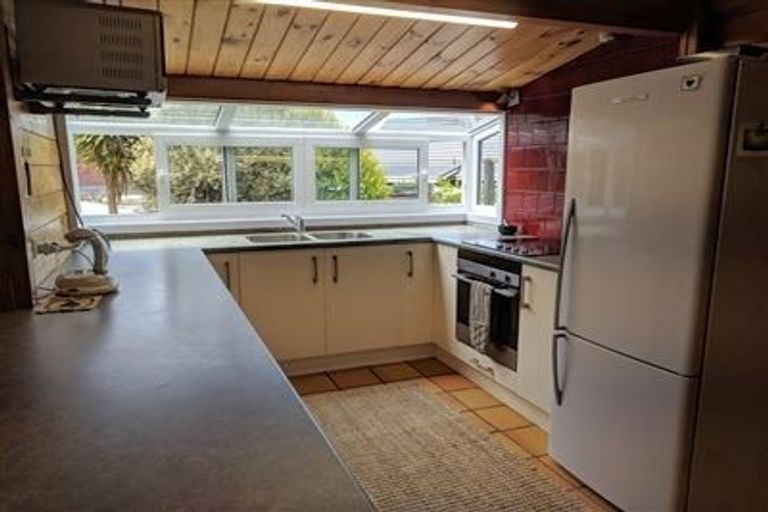 Photo of property in 7 Fernbird Place, Massey, Auckland, 0614