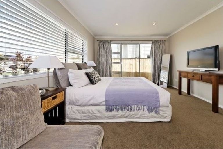 Photo of property in 2b Scott Road, Hobsonville, Auckland, 0618