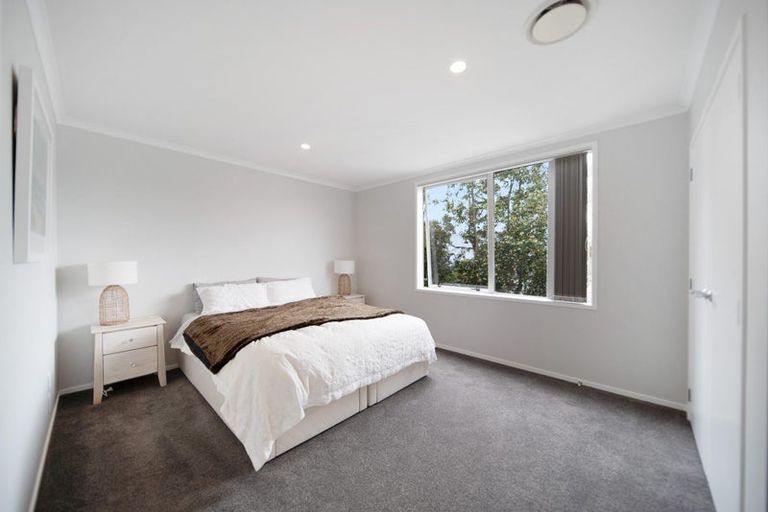 Photo of property in 9 Tarapiroe Avenue, Takanini, 2112