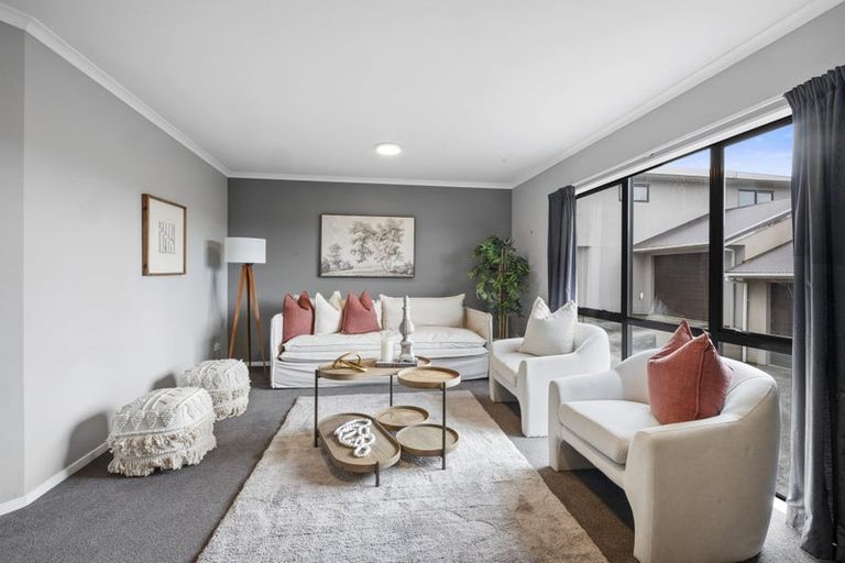 Photo of property in 4/253 Saint Aubyn Street, New Plymouth, 4310