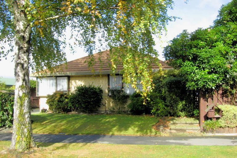 Photo of property in 15 Tyndale Place, Ilam, Christchurch, 8041