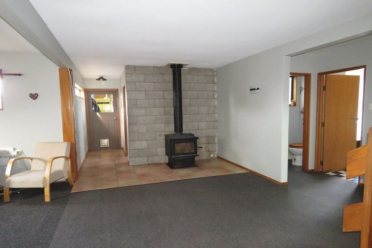 Photo of property in 16 Coates Street, Westport, 7825