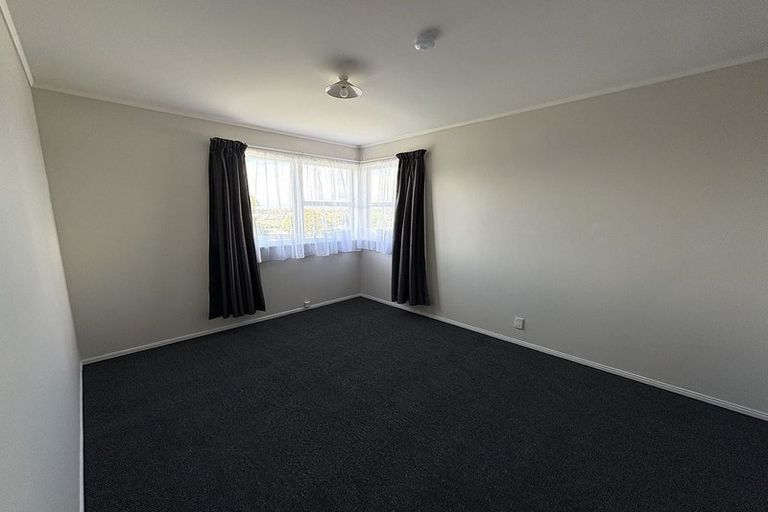 Photo of property in 2 Capella Place, Manurewa, Auckland, 2102