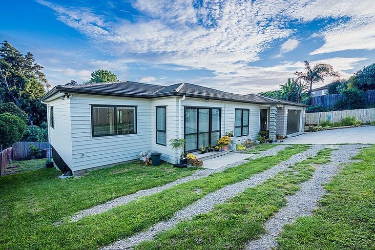 Photo of property in 43a Catkin Crescent, Papatoetoe, Auckland, 2025