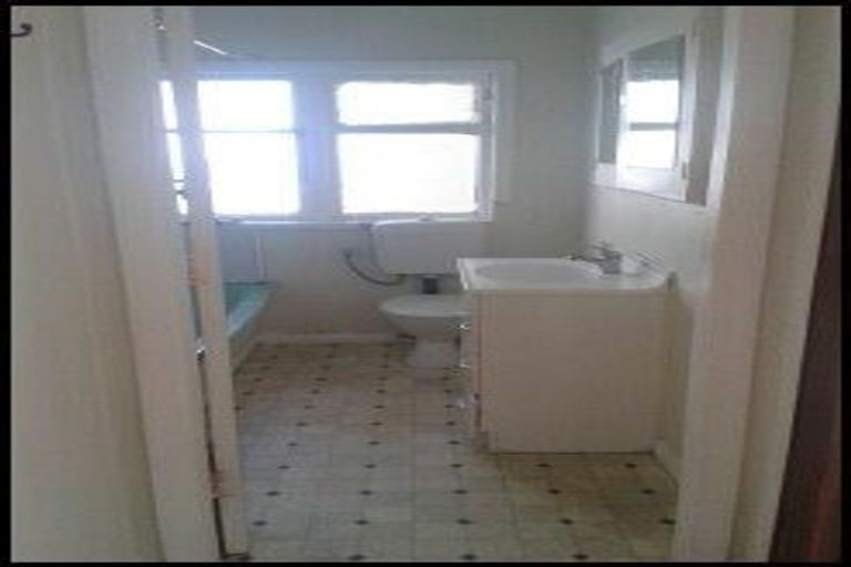 Photo of property in 41 Ironside Road, Johnsonville, Wellington, 6037